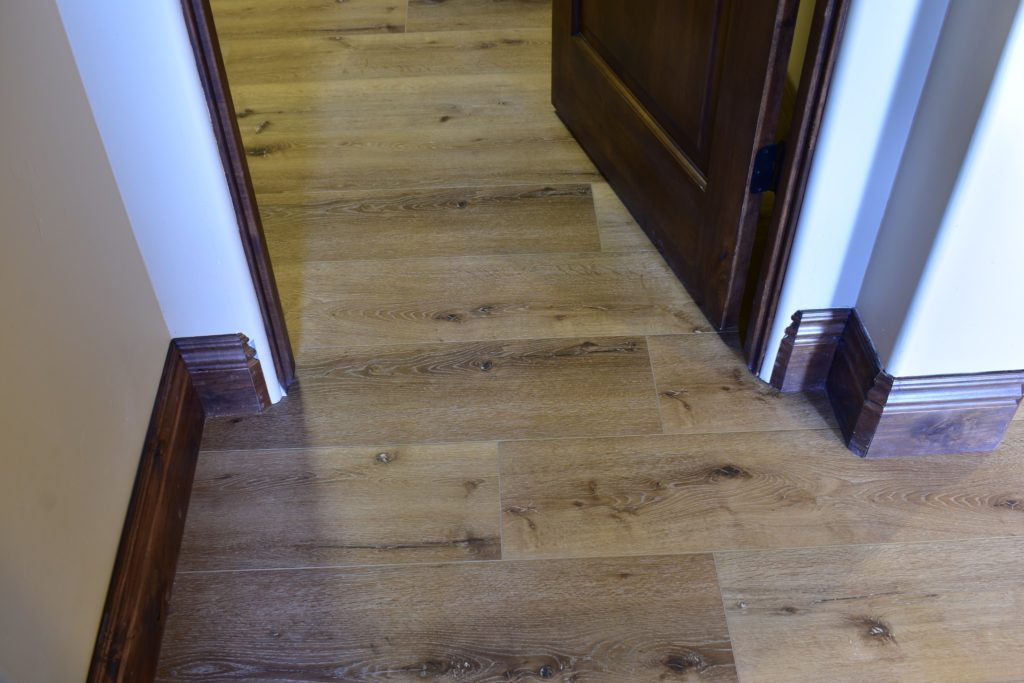 Waterproof Laminate Floors Door Baseborads