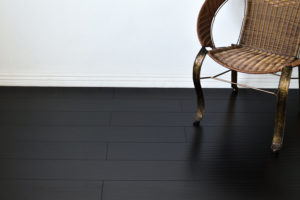 exotics-collection-laminate-papua-ebony-flooring-1