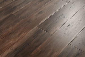 smokey-collection-laminate-smokey-cumaru-flooring-4